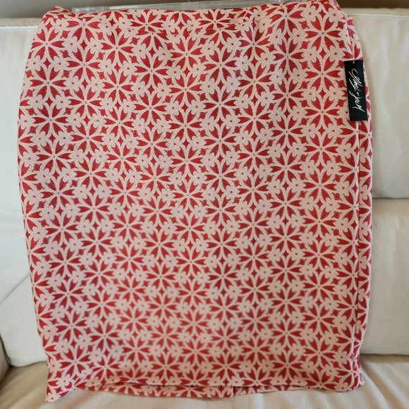 Skirt - Picture 1 of 2